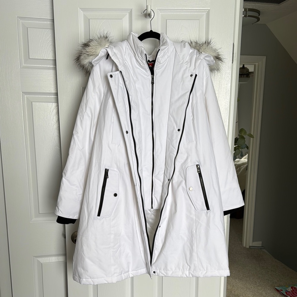 Madison Expedition- White Ski Jacket with faux fur Hood and Long Length (Y)